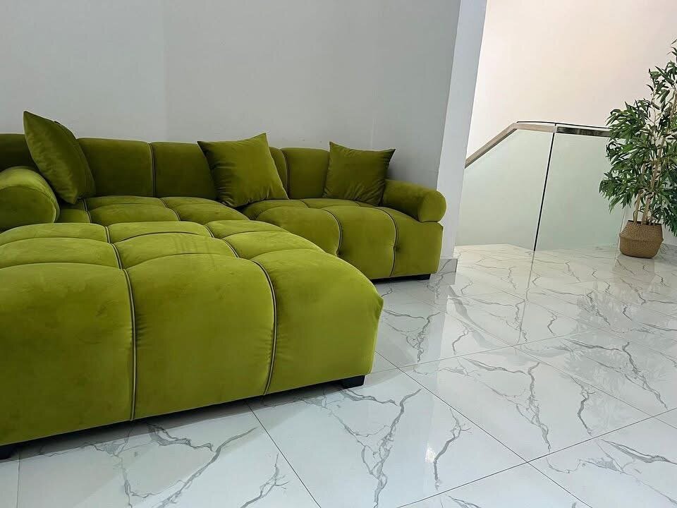 Canapé 2 place avec pouf