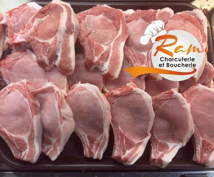 Tranches de côtelettes de porc fraîches