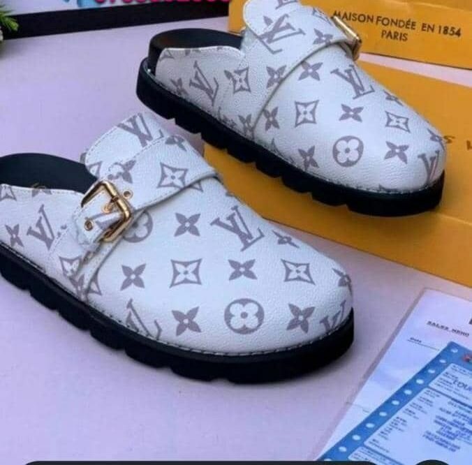 Sabots Unisex en Cuir Designer