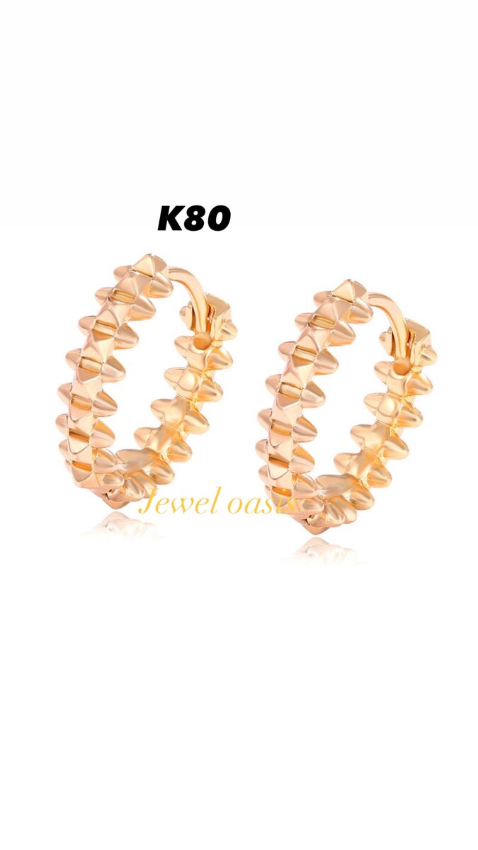 Gold earrings