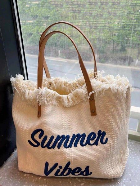Sac de plage en paille