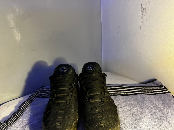 Chaussures noires modernes