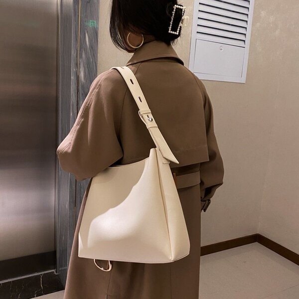 Шопер с косметичкой