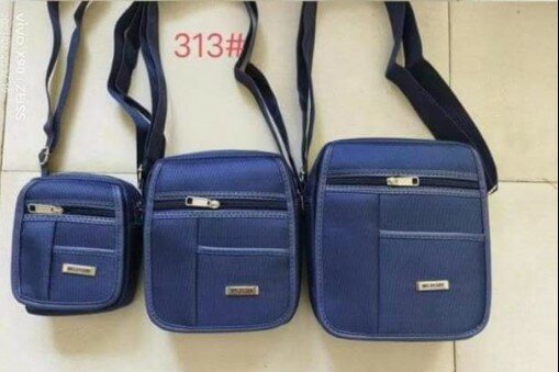 Set of three men's shoulder bags