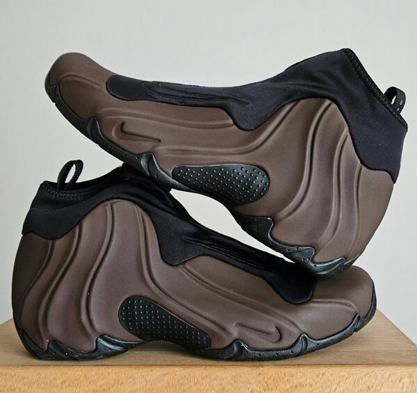 NIKE AIR FLIGHTPOSITE