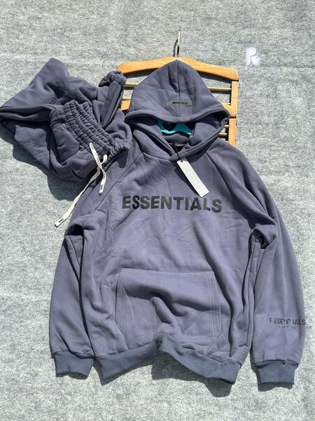 Ensemble Hoodie Essentials