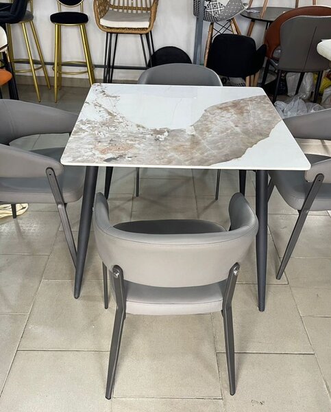Table salle à manger moderne marbre