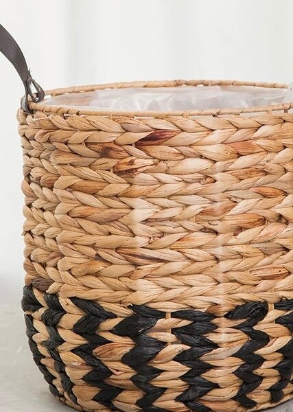 WOVEN BASKET PLANTER