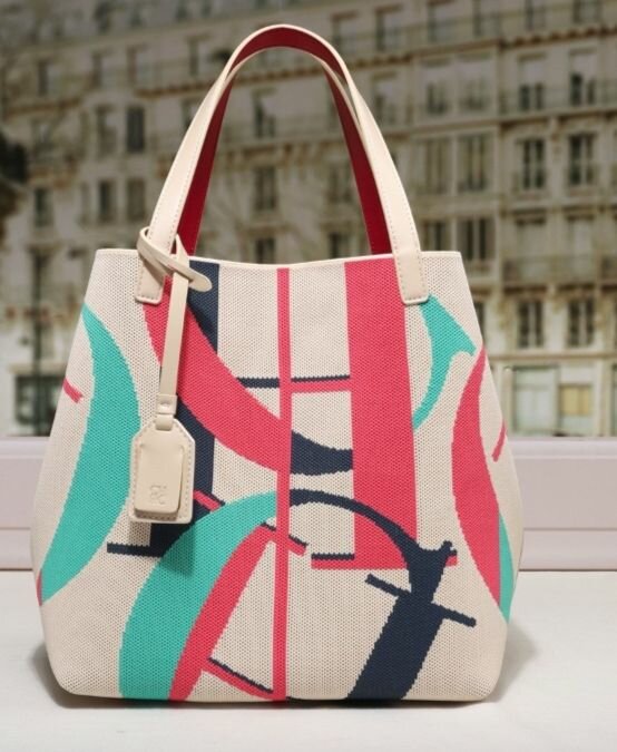 Sac à main coloré élégant