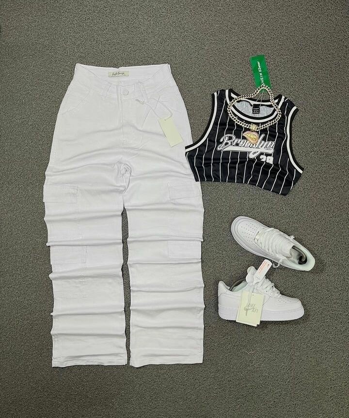 Girl top and down and all