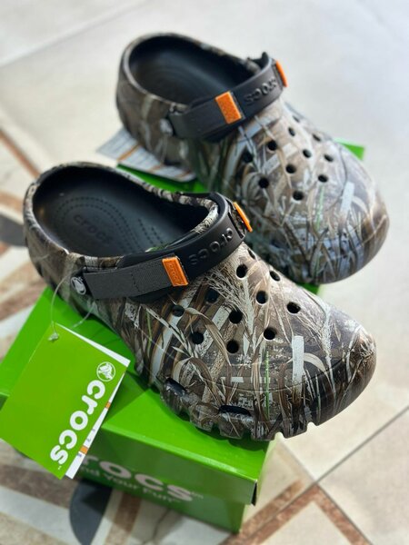 Crocs