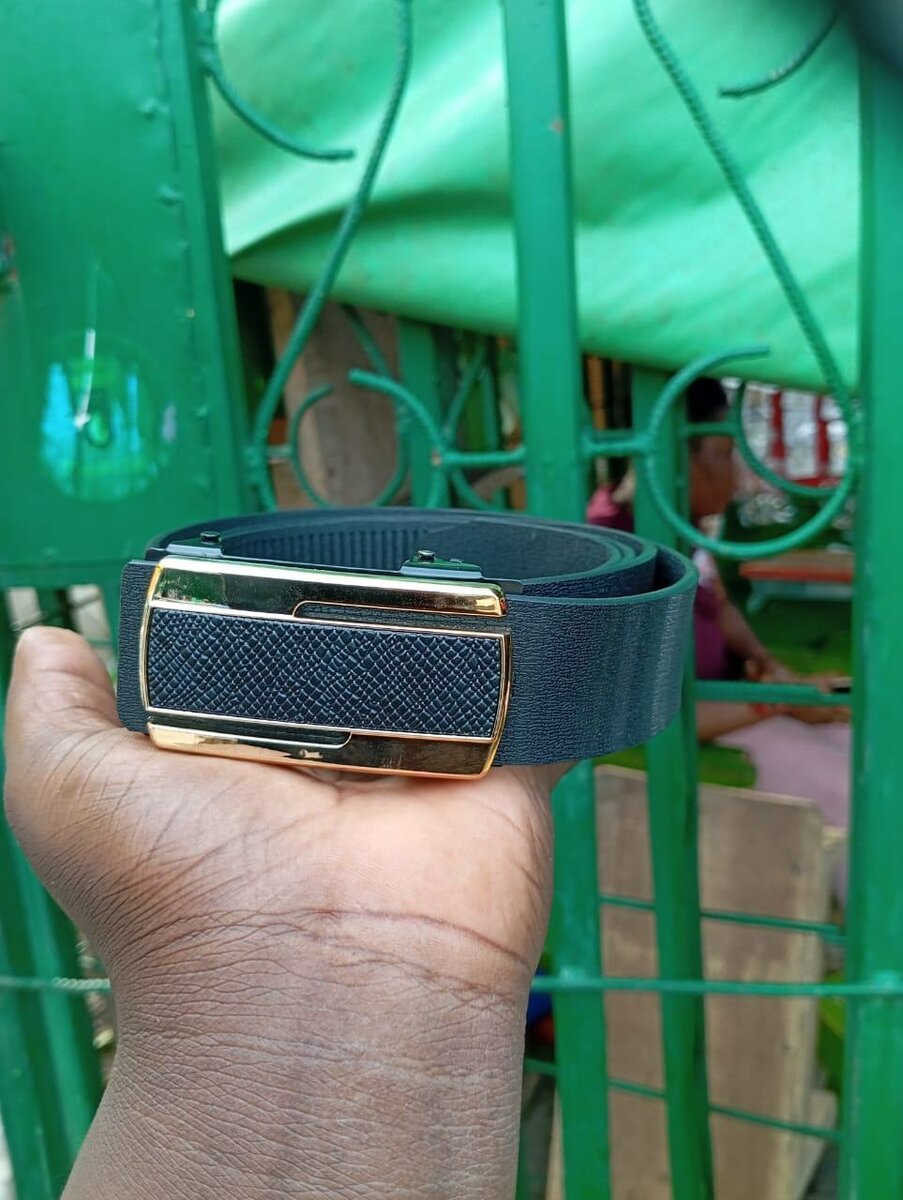 Ceinture semi cuir ajustable