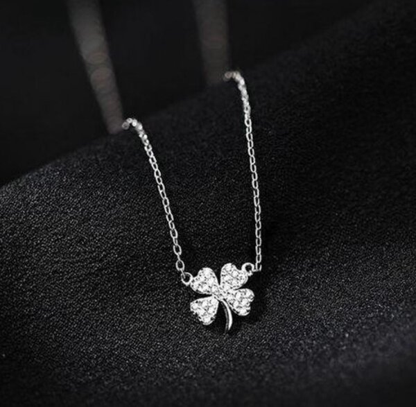 Collier Trèfle en Argent