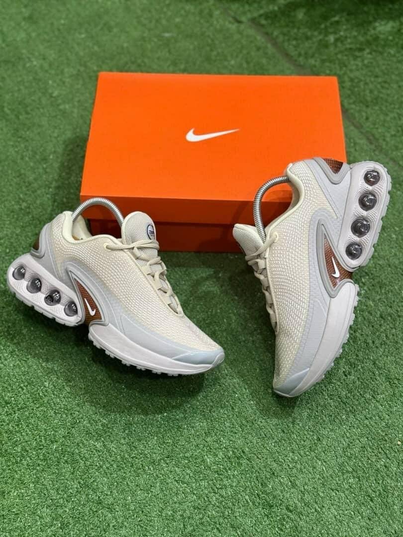 Baskets Nike Air Max Modernes