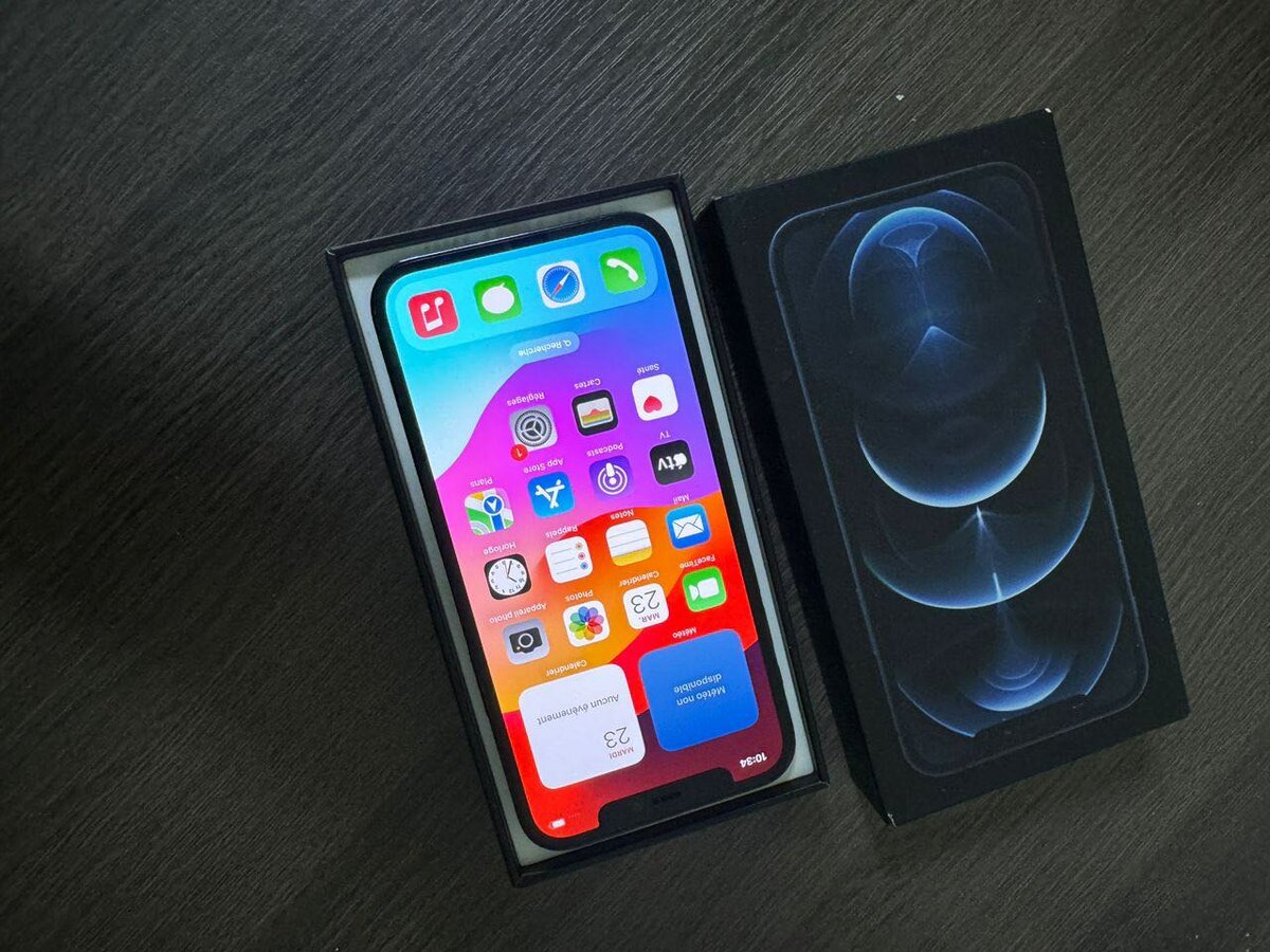 iPhone 12 Pro 128giga état 10/10  Sans message