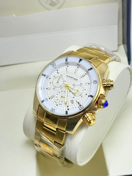 Montre Chronographe Luxe Dorée