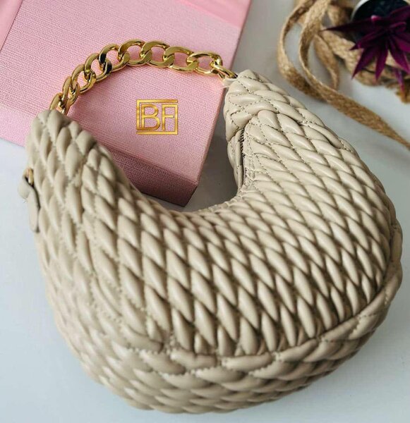 Sac bandoulière chic en cuir