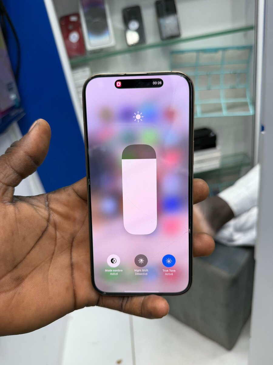 16pro max 512Go avec son carto