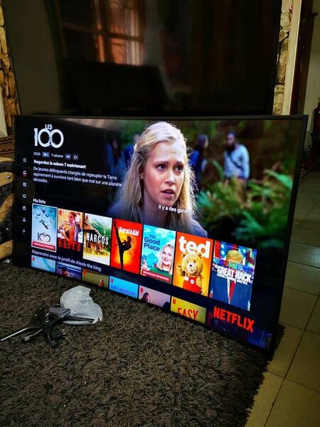 TV 55 POUCE SAMSUNG INCURVÉE QUASI NEUF