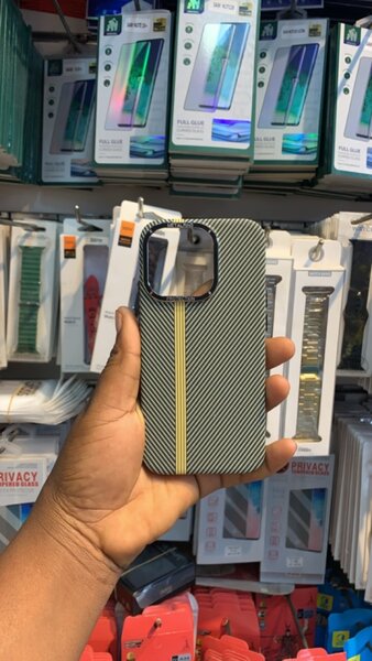 Protective phone case