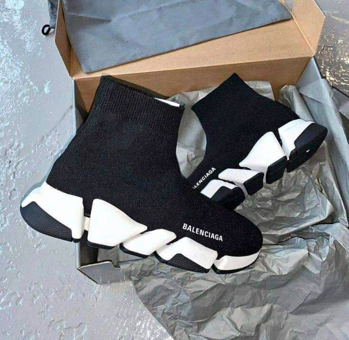 Balenciaga très bonne qualité pointure 40 à 45