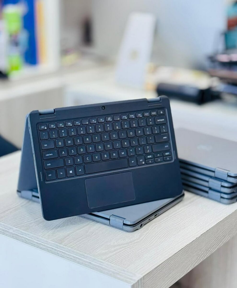 Dell 2-en-1 tactile pliable