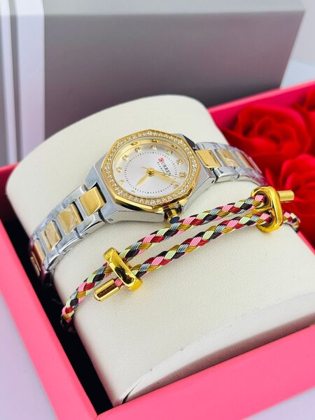 Montre femme en acier inoxydable