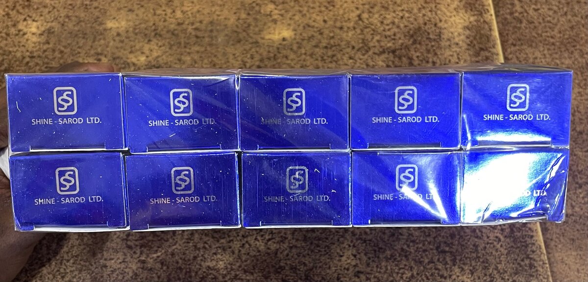 CRÈME ÉCLATANTEMAKE ME WHITE