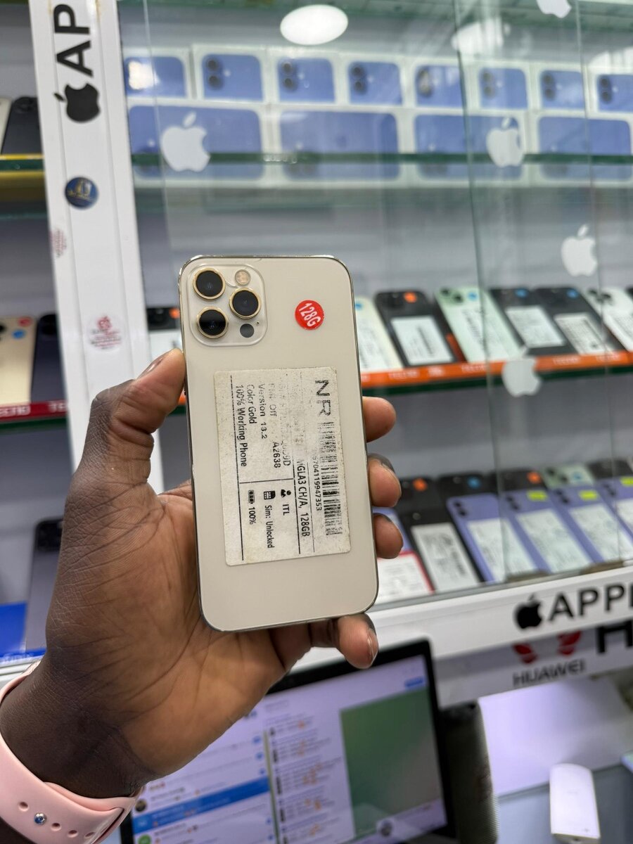 iPhone 12 pro 128 Go sans ID