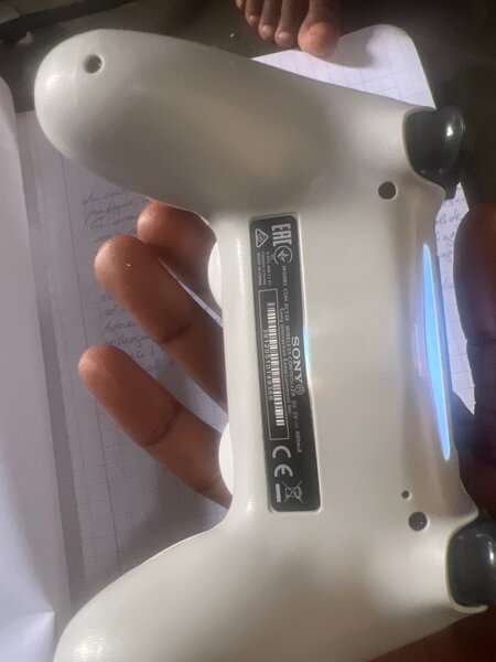 Manette PS4 sans fil Sony