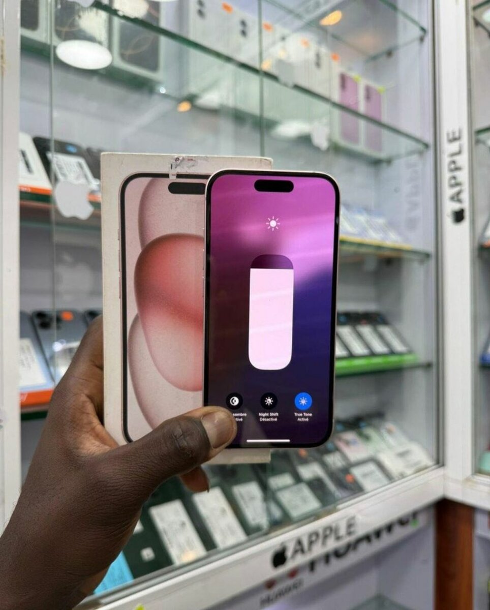 iPhone 15 Rose 256GB Débloqué