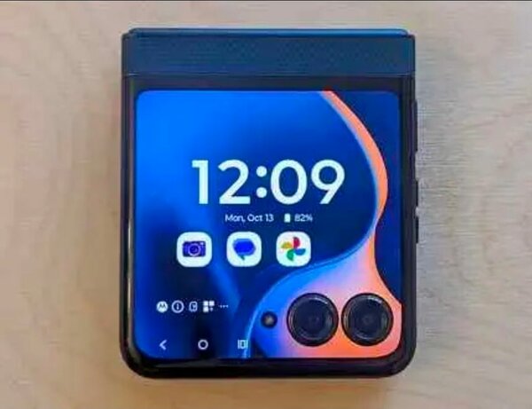 Téléphone pliable moderne