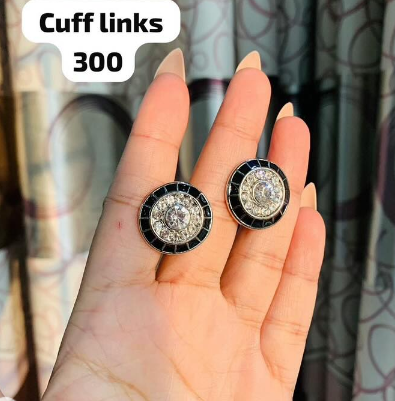 Cuff links 