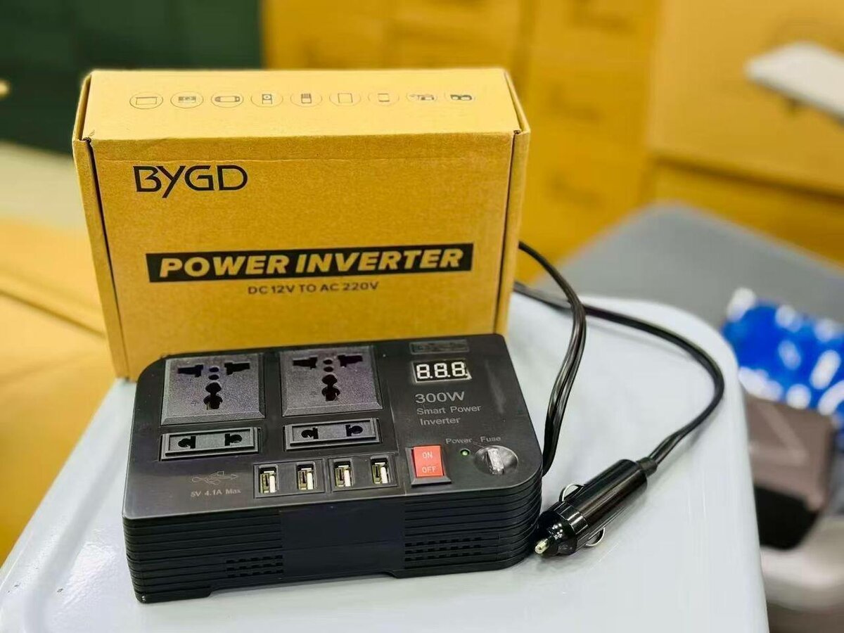 Onduleur Voiture 300W BYGD