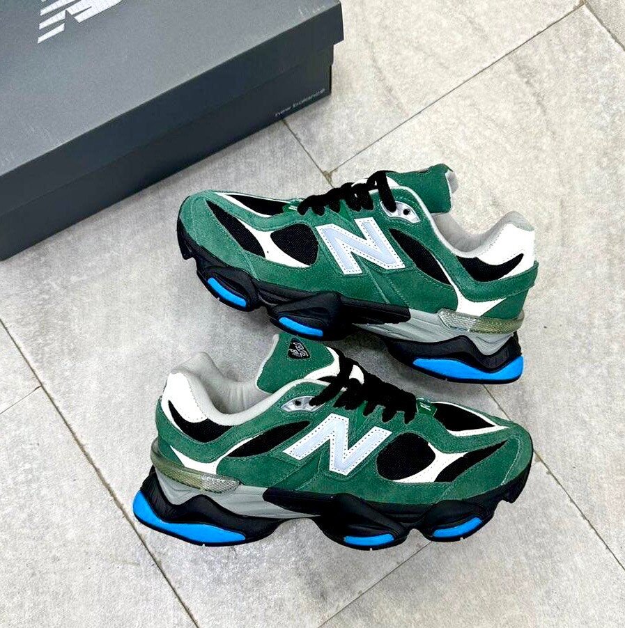 New Balance Sneakers