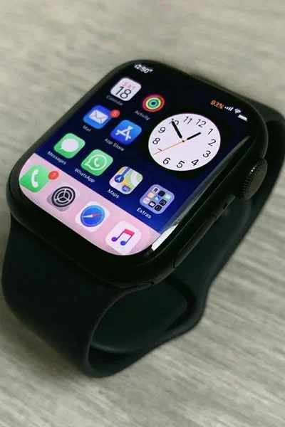 Montre connectée élégante