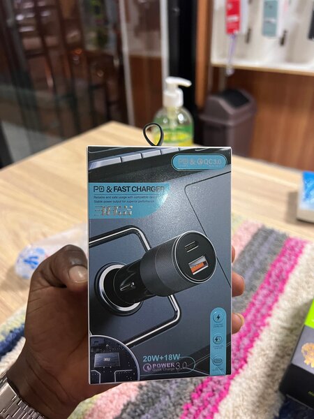 Chargeur voiture rapide 38W