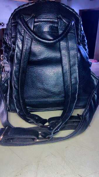 Sac à dos en cuir tressé