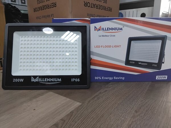 Projecteur LED Extérieur 200W