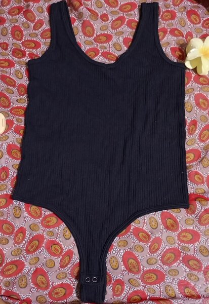 Haut court en coton côtelé