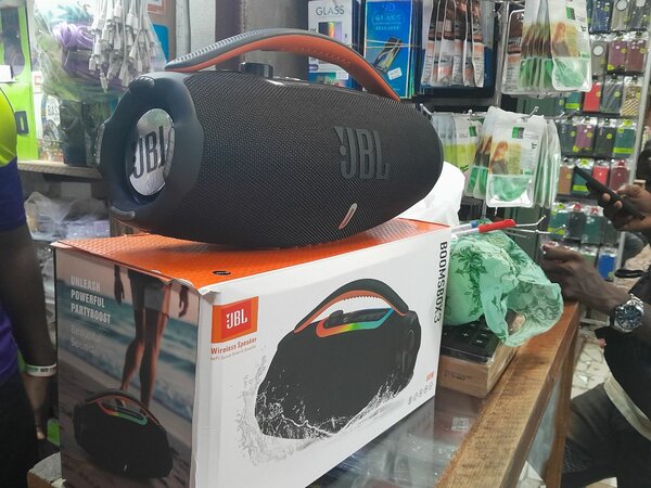 Enceinte Bluetooth JBL Boombox 3