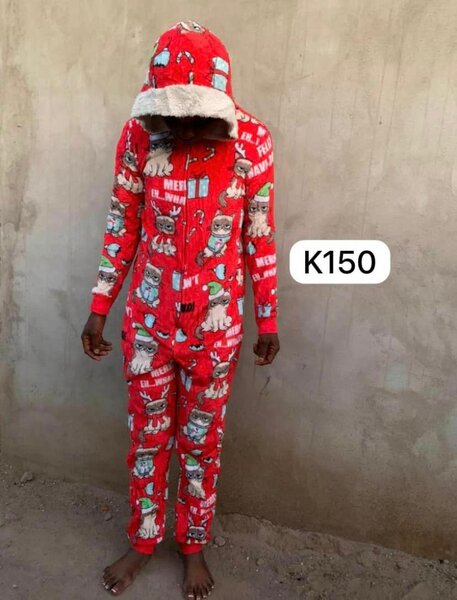 Beautiful and stylish children's jumpsuit