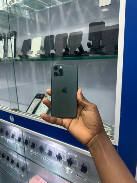 iPhone 11Pro 256GB très propre