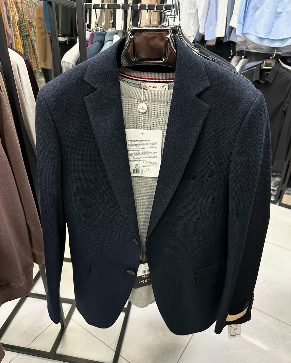 Пиджаки 4 и 6 ростовки в наличии