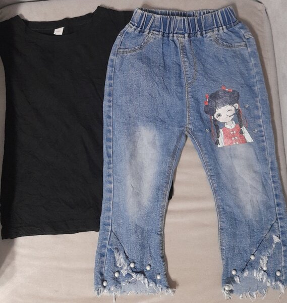 T-shirt et jeans fille 3&4 ans