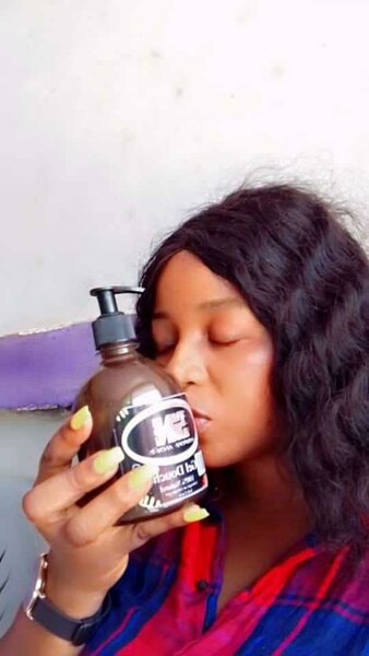 GEL DOUCHE SAVON NOIR ROYAL