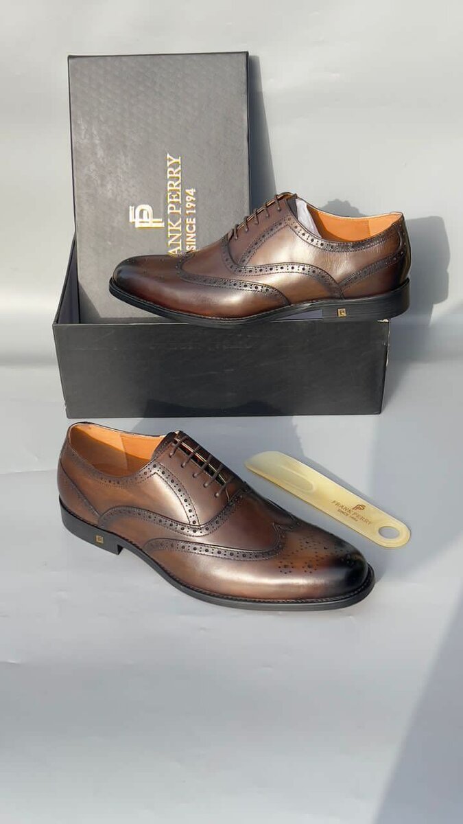 FRANK PERRY EXECUTIVE