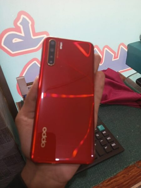 Oppo f15