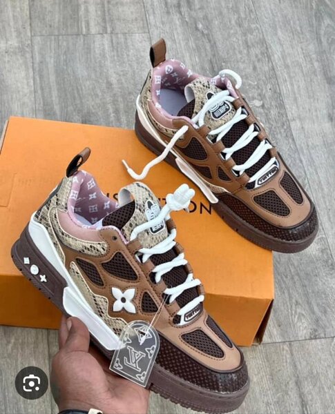 Baskets Louis Vuitton style