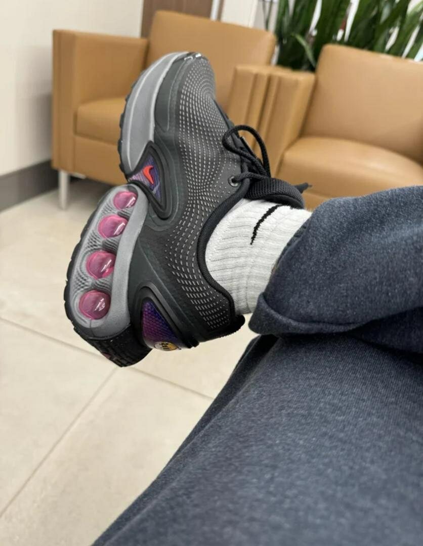 Baskets noires sport unisexes